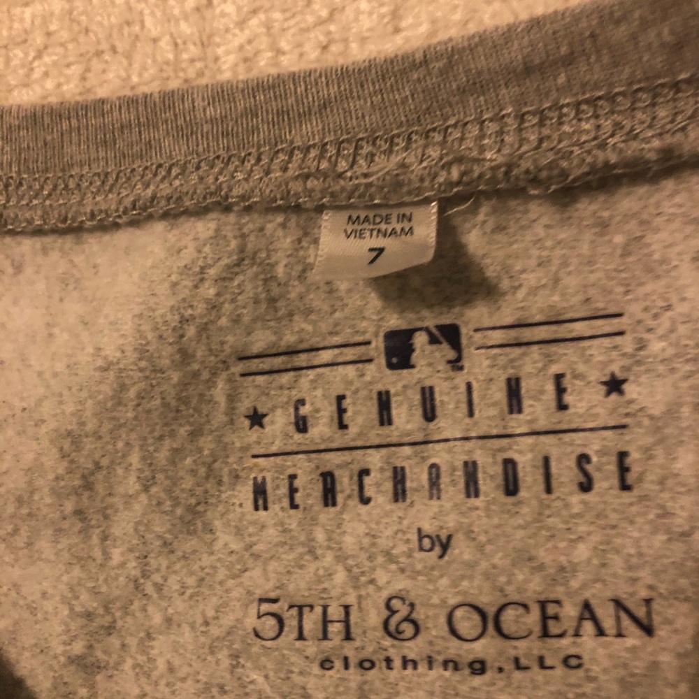 Girls sweater - Picture 3 of 3